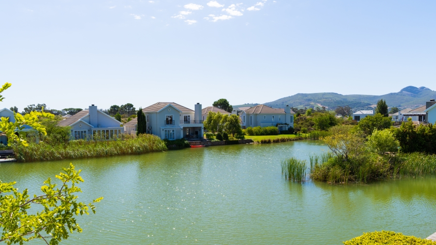4 Bedroom Property for Sale in Val De Vie Estate Western Cape